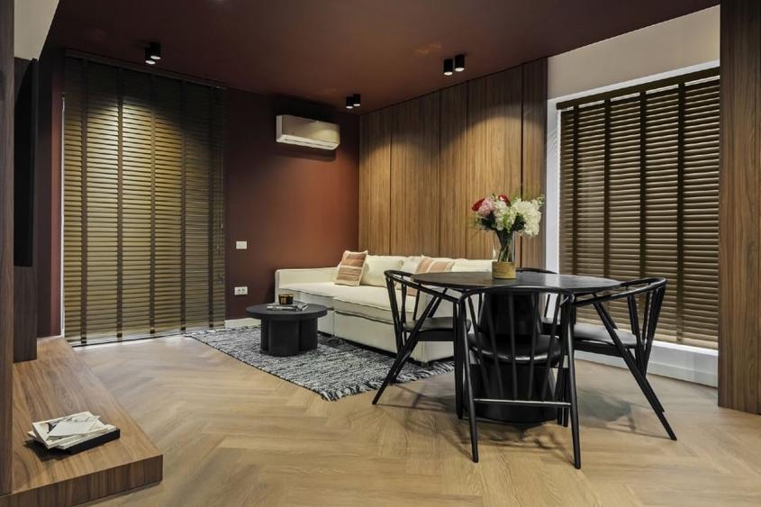 Apartament cu 3 camere decomandat, mobilat în Odăi