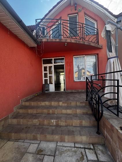 Casă individuală cu 3 camere cu Canalizare în Iosia