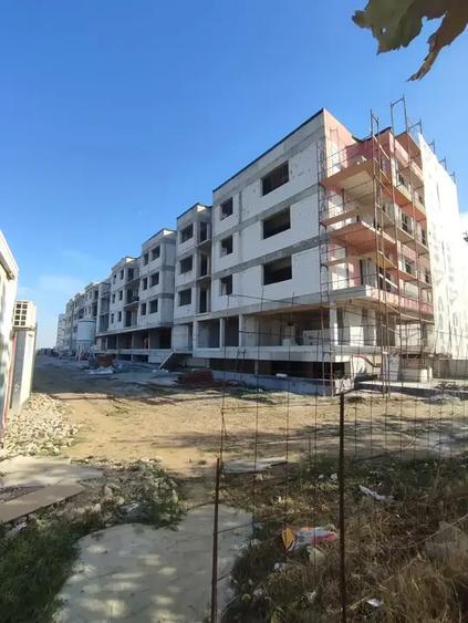 Apartament cu 2 camere decomandat în Theodor Pallady