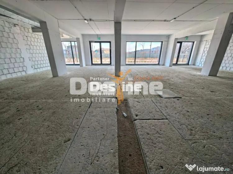 Spațiu comercial, de 217 mp, în Central