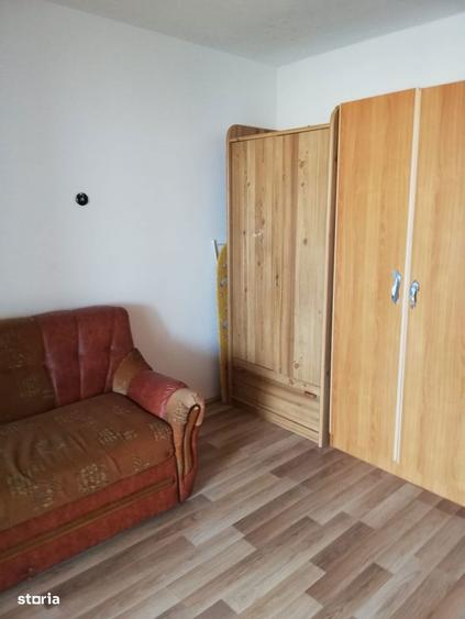 Garsonieră în Brazda lui Novac