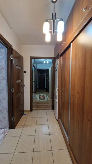 Apartament 3 camere, 65 mp, decomandat, centrala, parcare, Aparatorii Patriei - 9