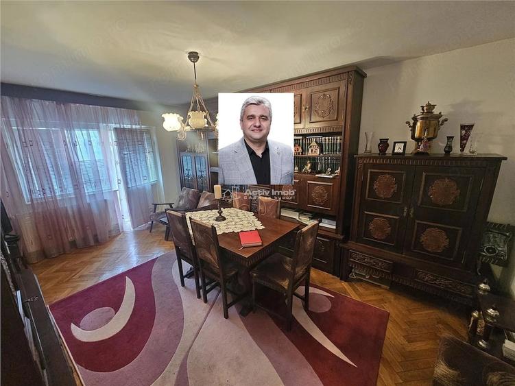 Apartament cu 4 camere decomandat în Micro IV