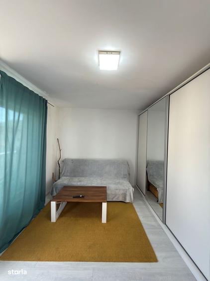 Apartament cu 2 camere decomandat în Precista