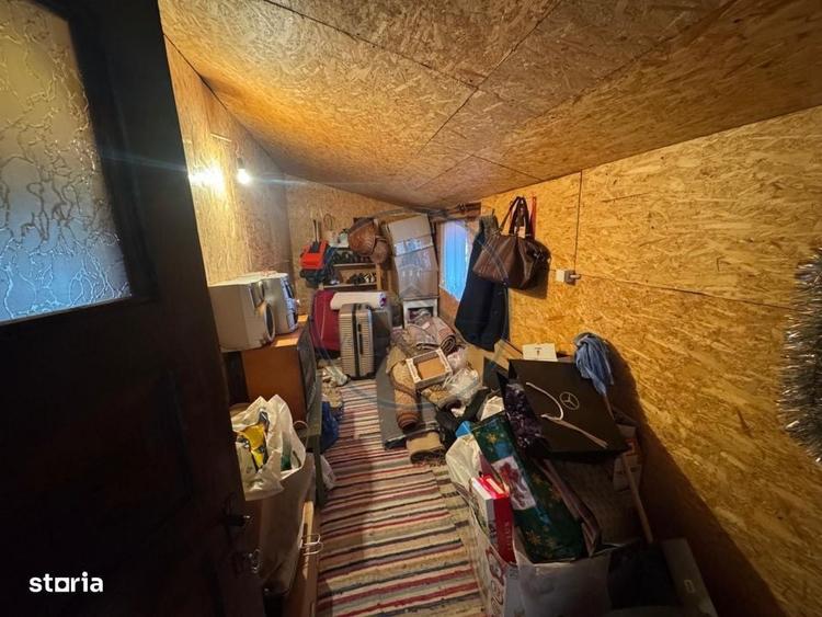 Casă cu 4 camere în Panaci