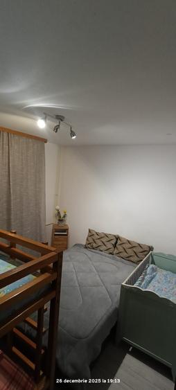 Apartament cu 2 camere semidecomandat în Narcisa