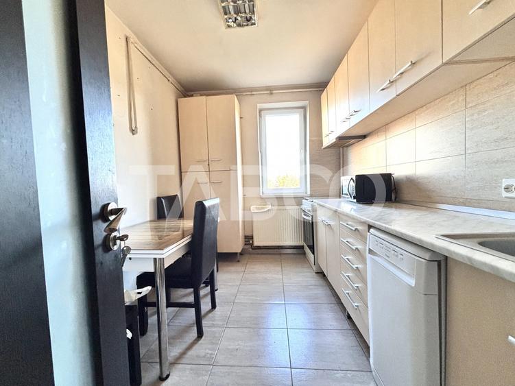 Apartament cu 3 camere decomandat, mobilat în Gheorgheni