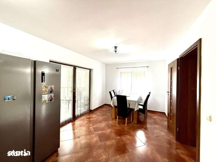 Casă cu 4 camere cu Teren 900 Mp în Central