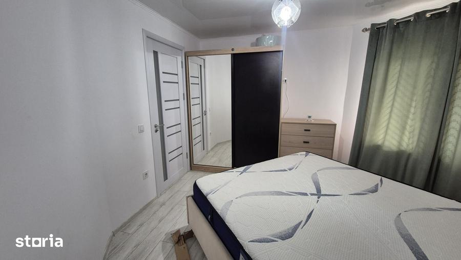 Apartament cu 2 camere decomandat în Micro 16