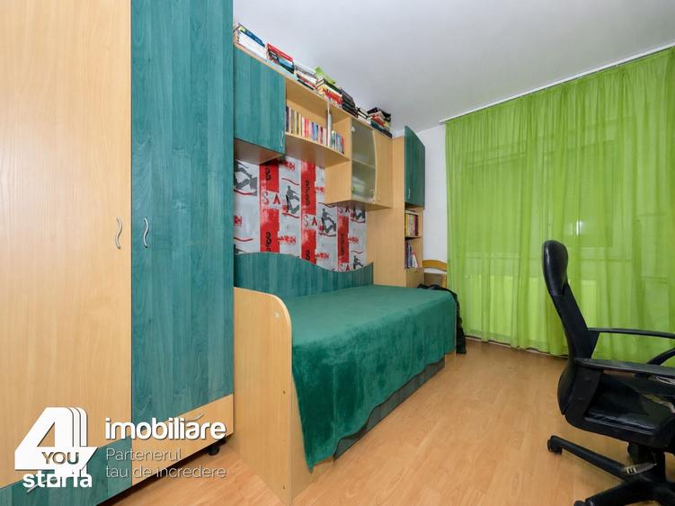 Apartament cu 4 camere semidecomandat în Alfa