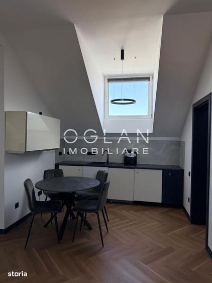 Apartament cu 3 camere semidecomandat în Turnișor