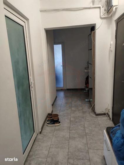 APARTAMENT DE VANZARE,3 CAMERE, 68.000 EURO - 2