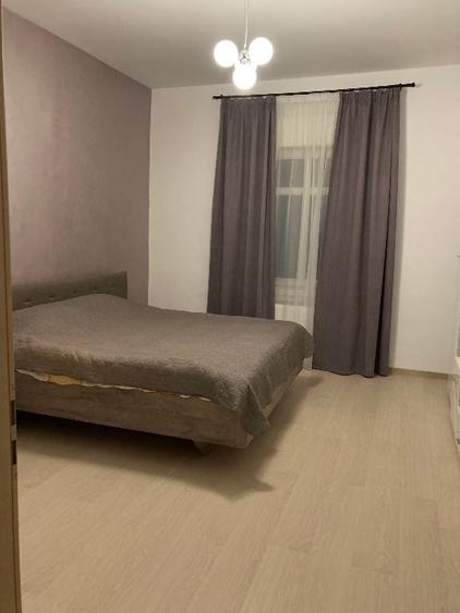 Casă individuală cu 5 camere cu Canalizare în Sinaia