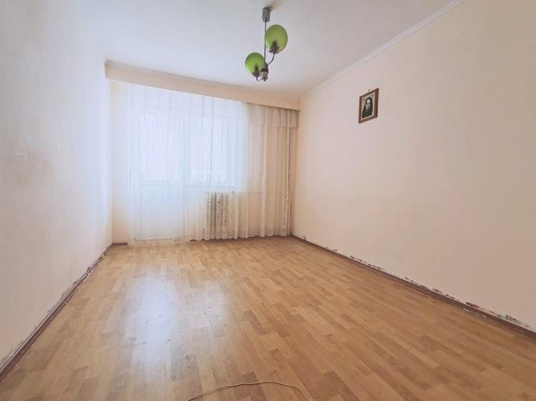 Apartament cu 2 camere semidecomandat în Trivale