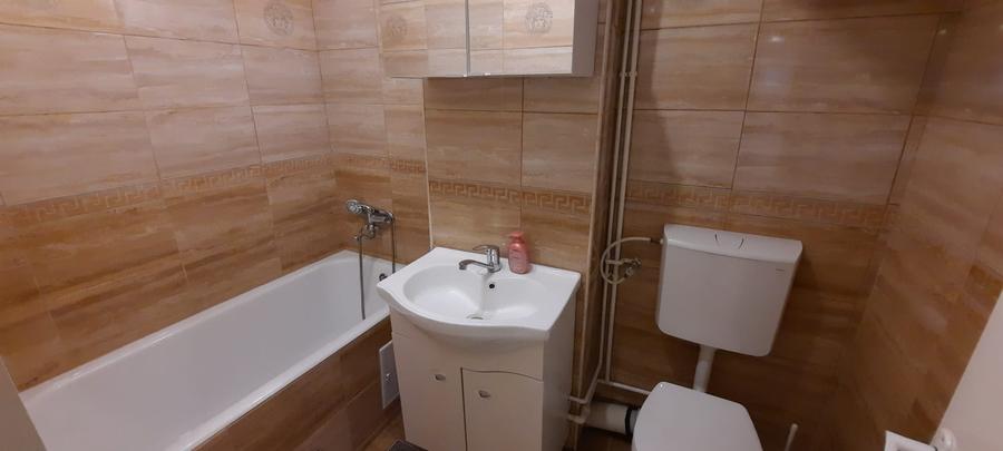 Apartament cu 4 camere decomandat în Ultracentral