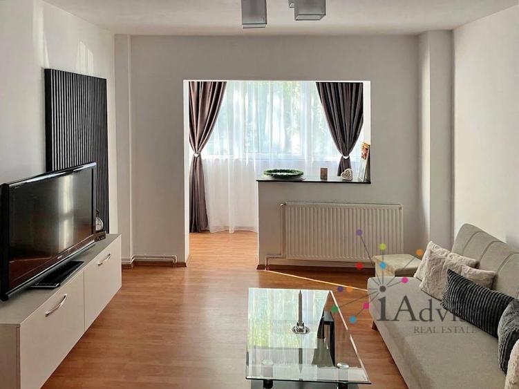 Apartament cu 3 camere decomandat în Răcădău — fotografia 2