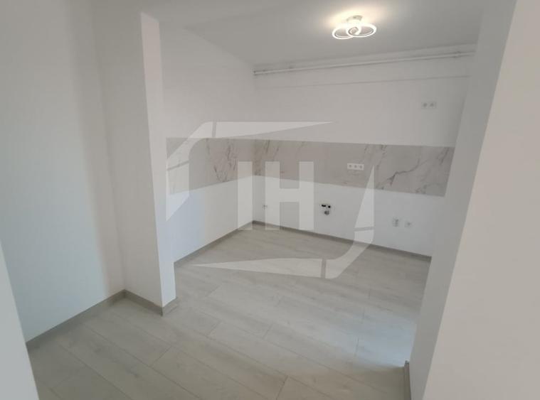 Apartament 3 camere, parcare, finisat, intermediar, curte, zona Pod Ira - 6
