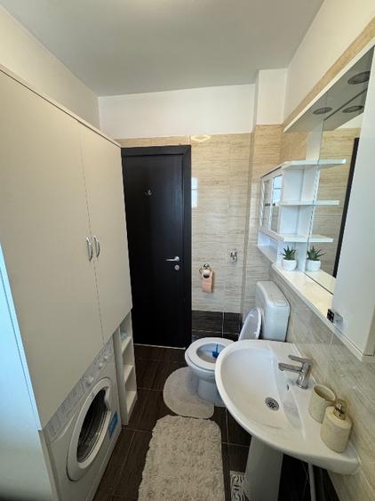 Apartament cu 2 camere decomandat, mobilat în Sălaj