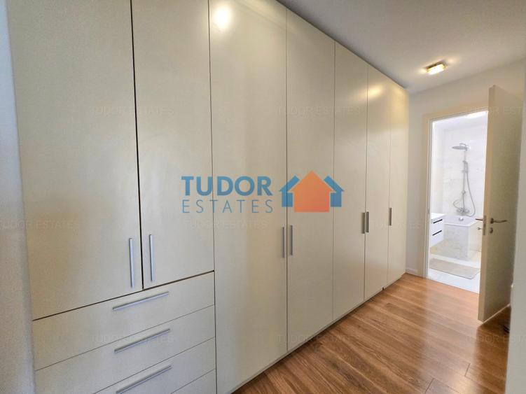 Apartament cu 3 camere semidecomandat în Domenii