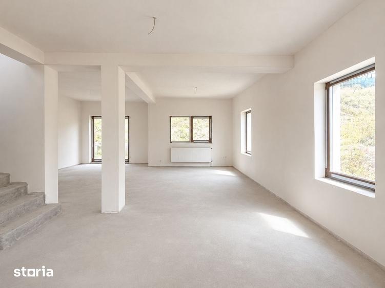 Casă cu 4 camere cu Teren 474 Mp în Apahida