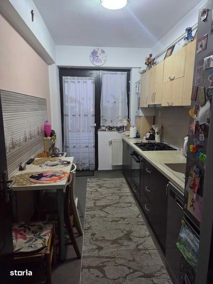 Apartament cu 2 camere decomandat, mobilat în Galata