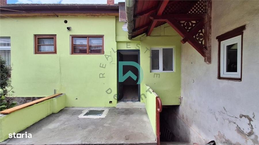 Casă cu 3 camere cu Teren 84 Mp în Piața Cluj