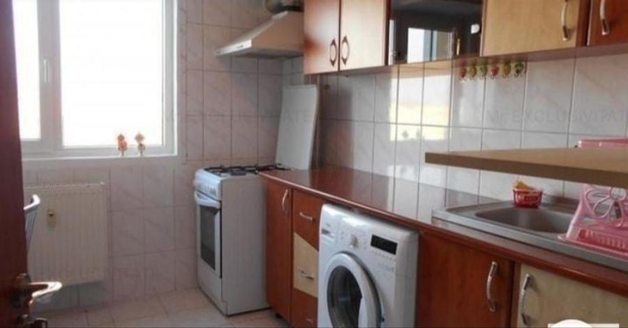 Apartament cu 2 camere semidecomandat în Rahova