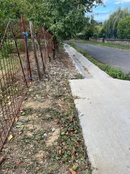 Teren Construcții intravilan de 2702 mp, în Sitești