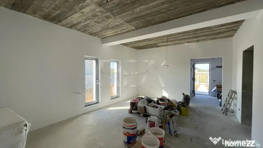 Casă cu 3 camere cu Teren 500 Mp în Central