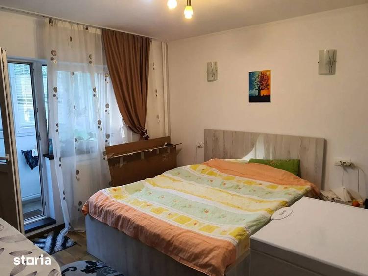 13 Septembrie, Sebastian, Novaci, 77 mp, bloc 1989 - 14