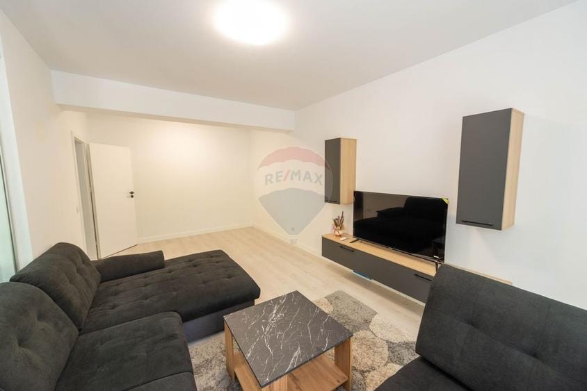 Apartament cu 2 camere decomandat, mobilat în Crângași