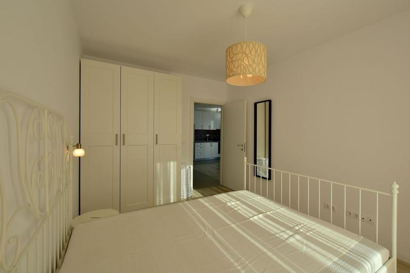 Apartament cu 2 camere semidecomandat, mobilat în Lipovei