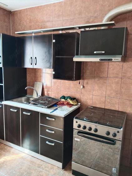Apartament cu 2 camere nedecomandat în Izvoru