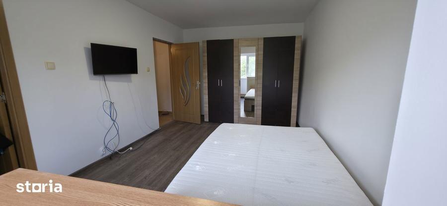 Zona Lipovei apartament gata de mutat sau perfect pentru investi?ie! - 4