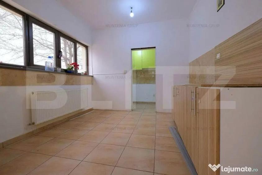 Casa P + E + M parte din duplex, 226.78 mp, 571 mp teren, z - 10