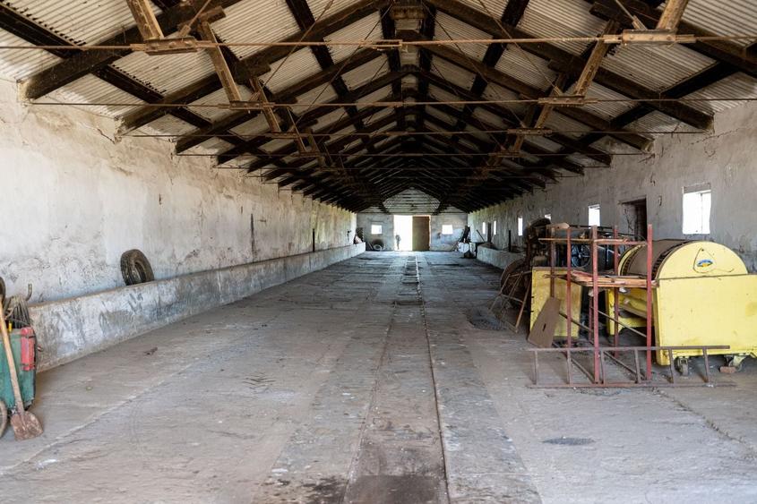 Spațiu industrial, de 734 mp, în Macea
