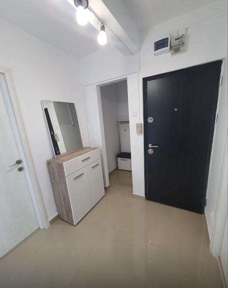 Direct proprietar / Apartament 2 camere de inchiriat / Eroii revolutiei - 1