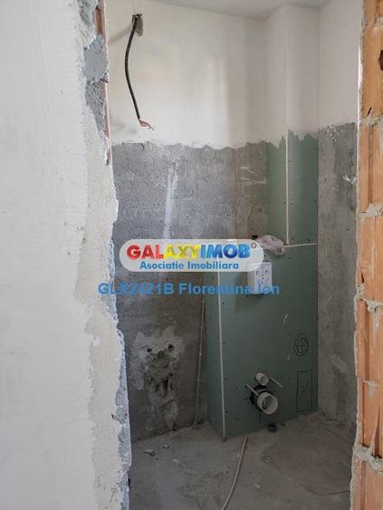 Casă cu 6 camere cu Garaj în Cornetu
