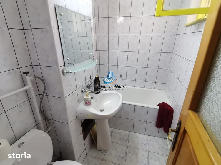 Apartament cu 2 camere decomandat în Mărăței