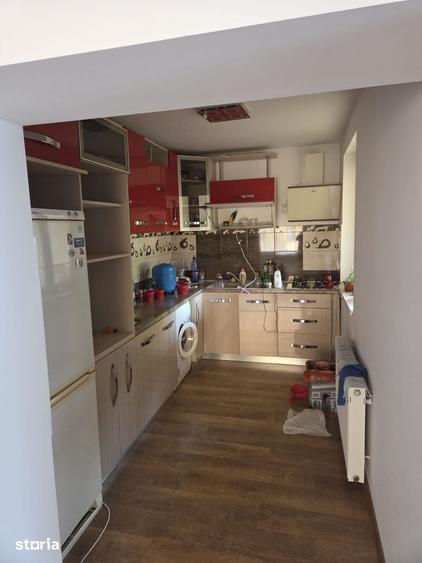 Casă cu 4 camere cu Teren 600 Mp în Dumbrăvița