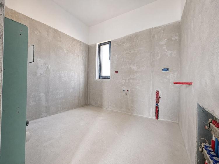 Duplex cu 4 camere cu Canalizare în Moșnița Nouă