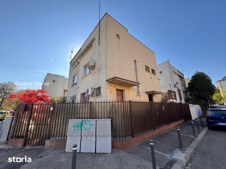 Casă cu 4 camere cu Teren 100 Mp în Vatra Luminoasă