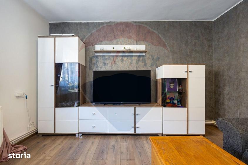Casă cu 4 camere cu Teren 390 Mp în Hălchiu