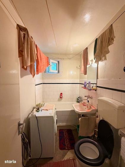 Apartament cu 3 camere decomandat în Mureșeni