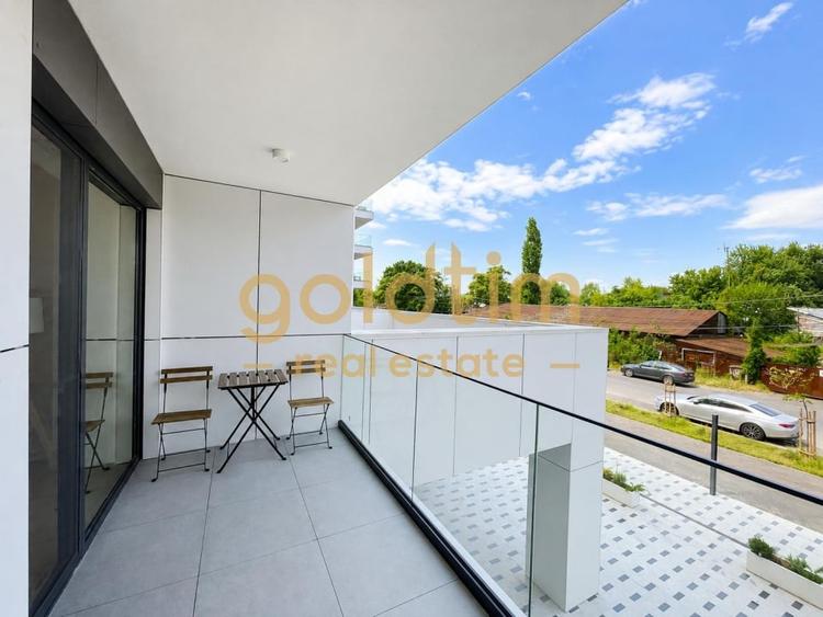Apartament cu 2 camere semidecomandat, mobilat în P-ta Presei Libere
