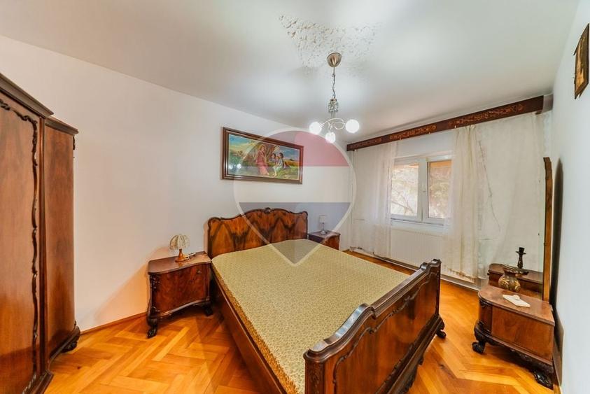 Apartament cu 3 camere, in zona Boul Rosu - 5
