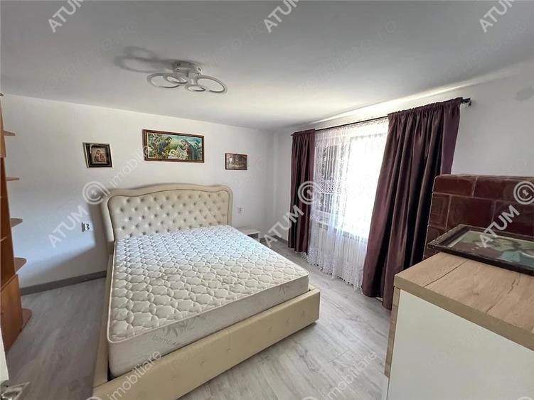 Casă cu 3 camere în Poplaca