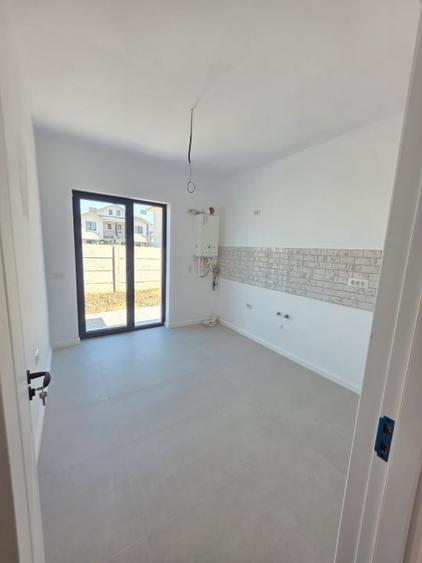Casă cu 3 camere cu Canalizare în Bragadiru