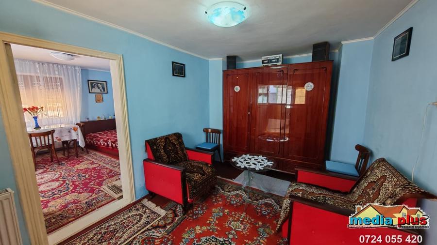 Casă individuală cu 3 camere cu Teren 500 Mp în Est