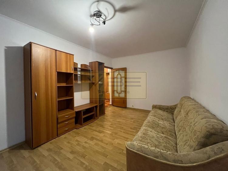 Apartament cu 2 camere decomandat, mobilat în Nicolina
